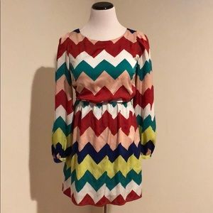 Gianni Bini Chevron Pattern Long Sleeves Dress